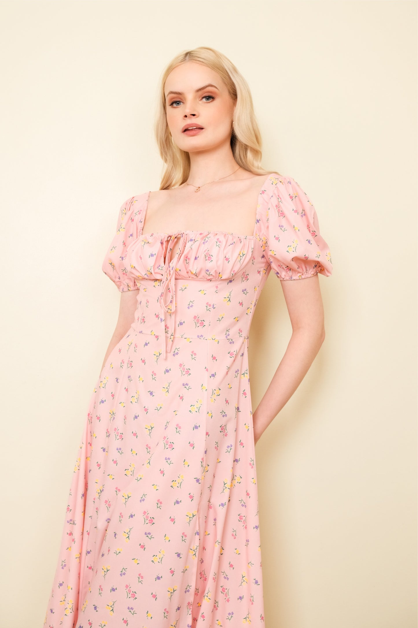 IKA DRESS IN BLUSH PINK