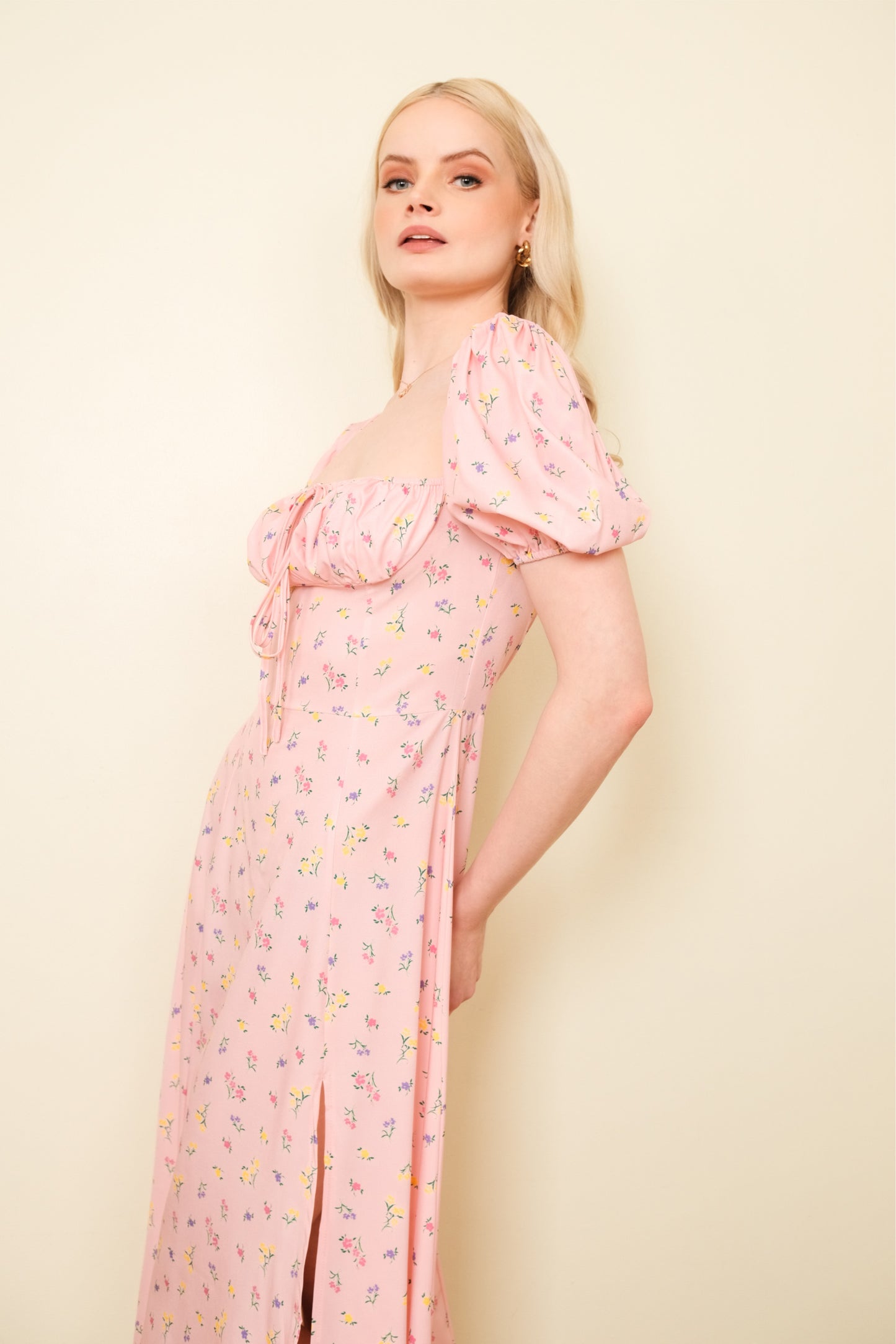 IKA DRESS IN BLUSH PINK