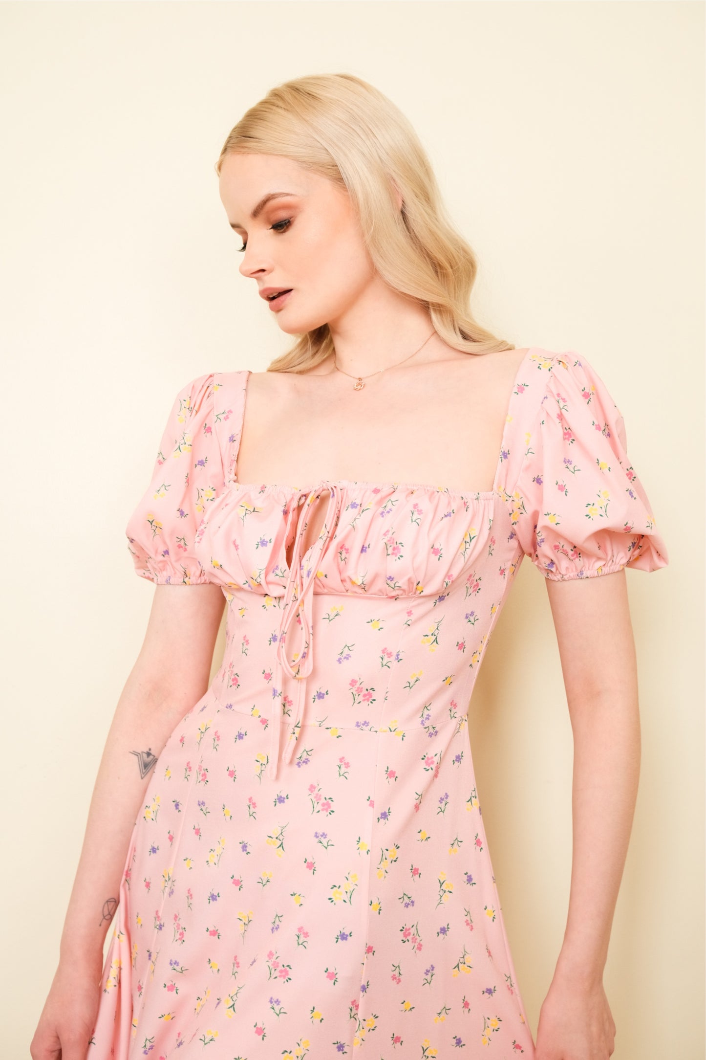 IKA DRESS IN BLUSH PINK