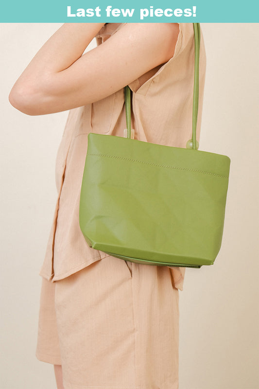 ALL MINE SHOULDER BAG IN GREEN TEA