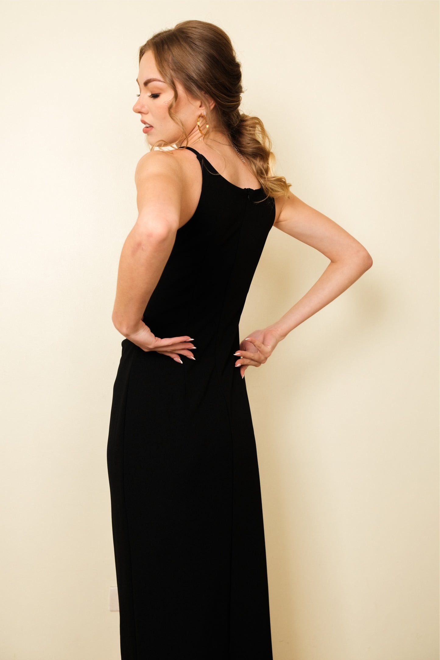 MALLORY DRESS IN BLACK