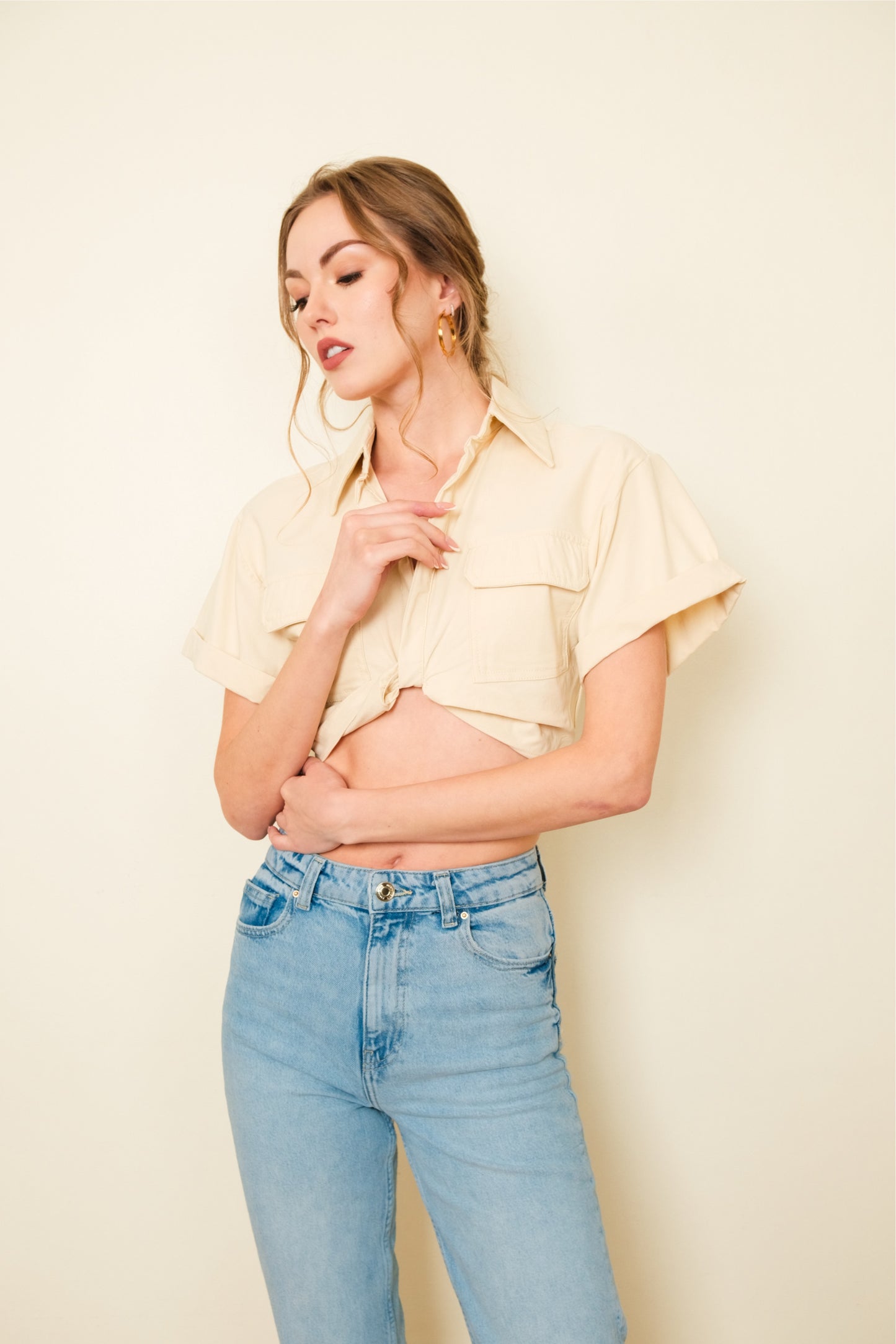 VELLY TOP IN CREAM