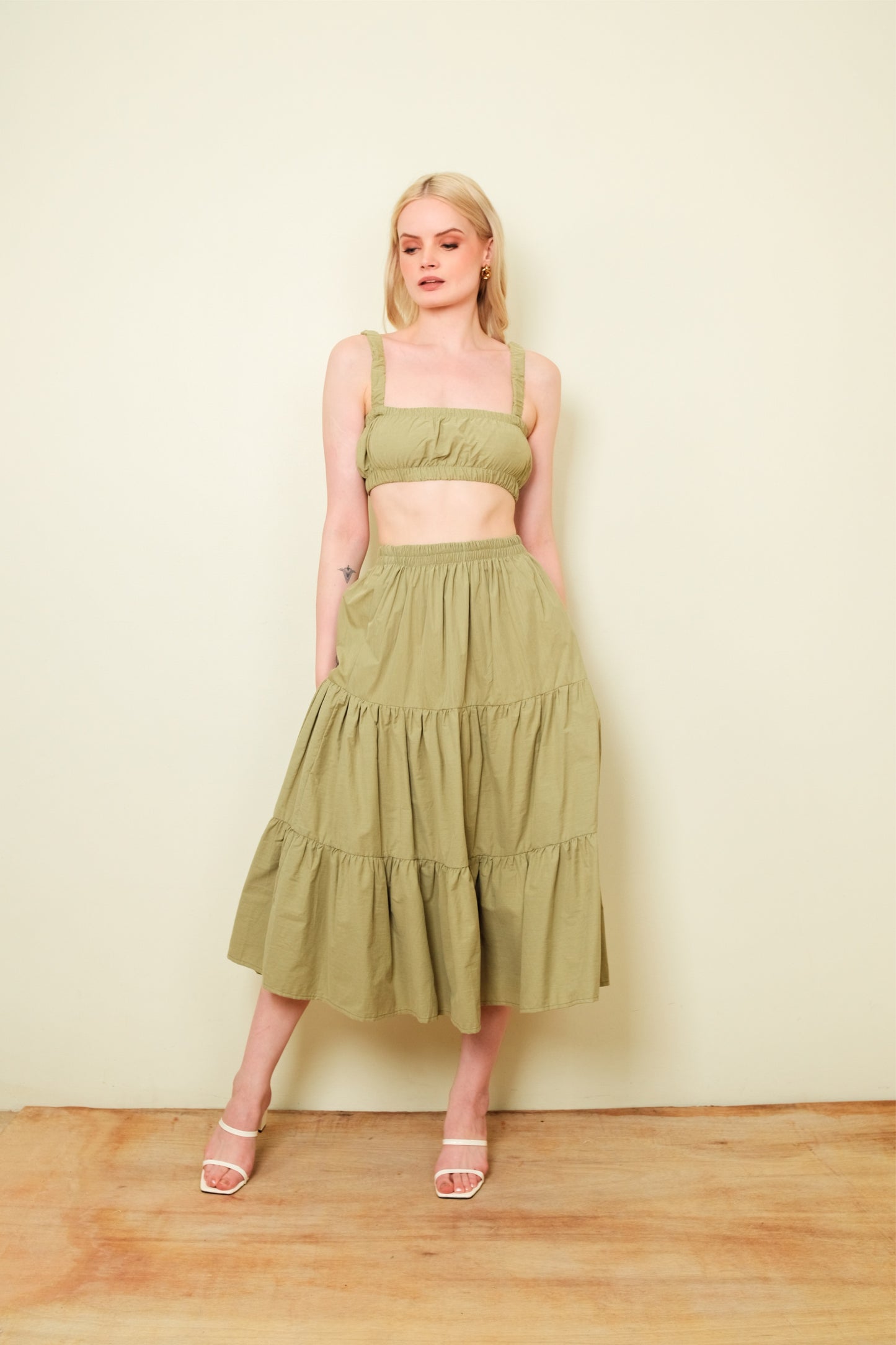 JOHANNA SET IN SAGE