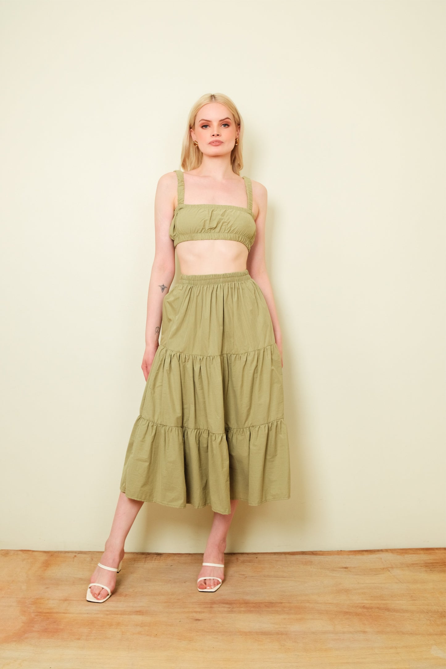 JOHANNA SET IN SAGE
