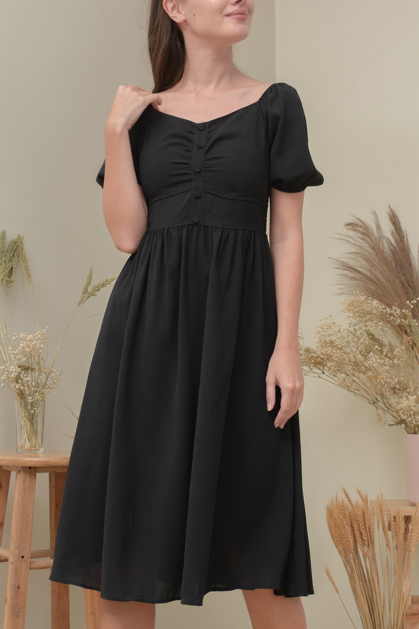 HAILEY DRESS IN BLACK