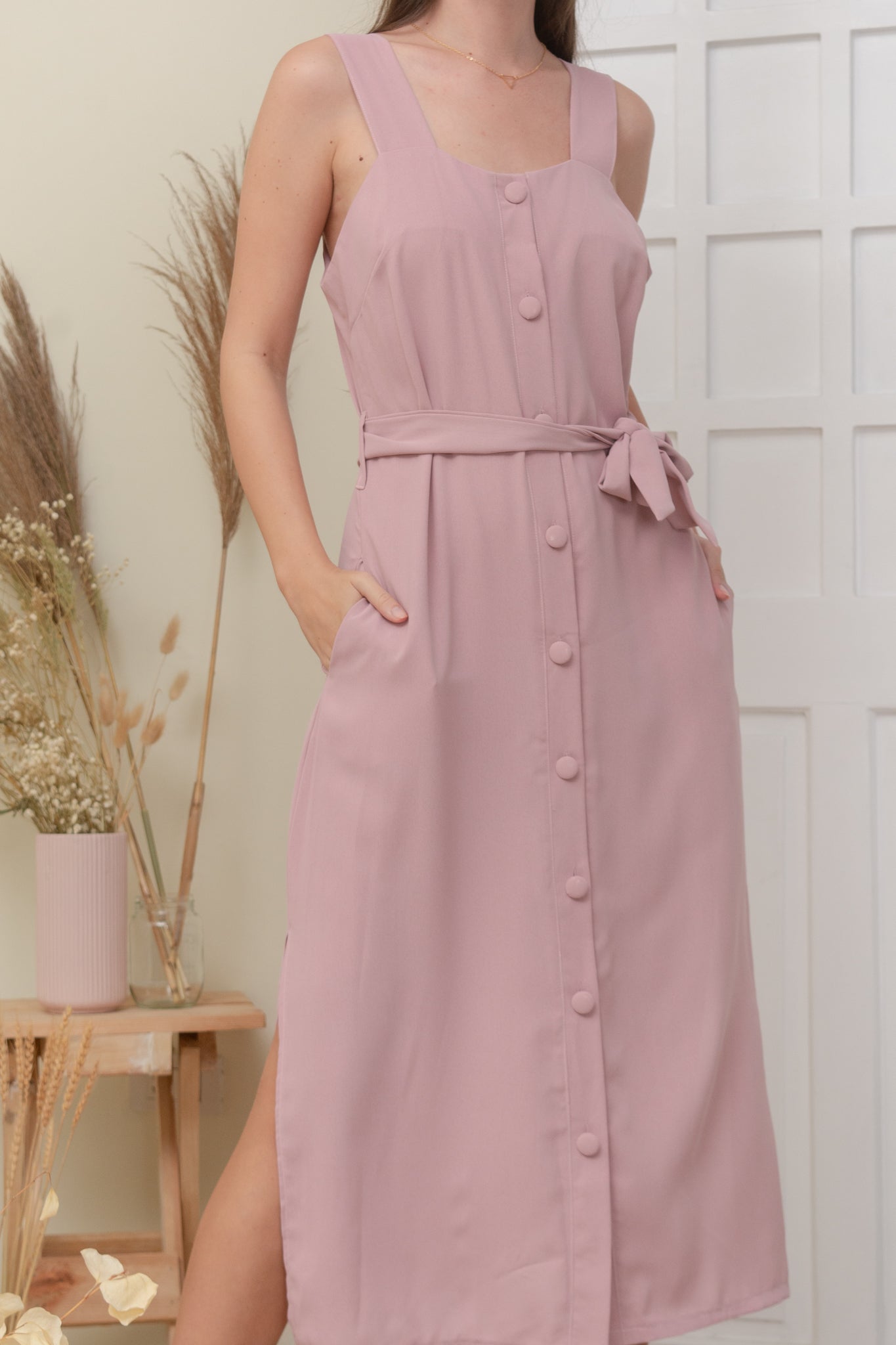 CORA DRESS IN PINK