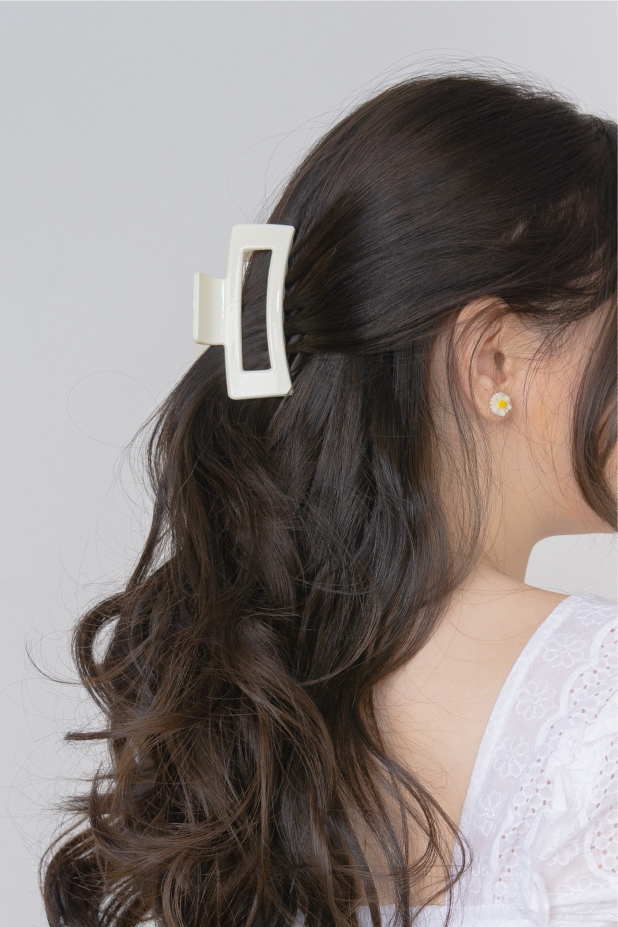 LIZ HAIR CLAW