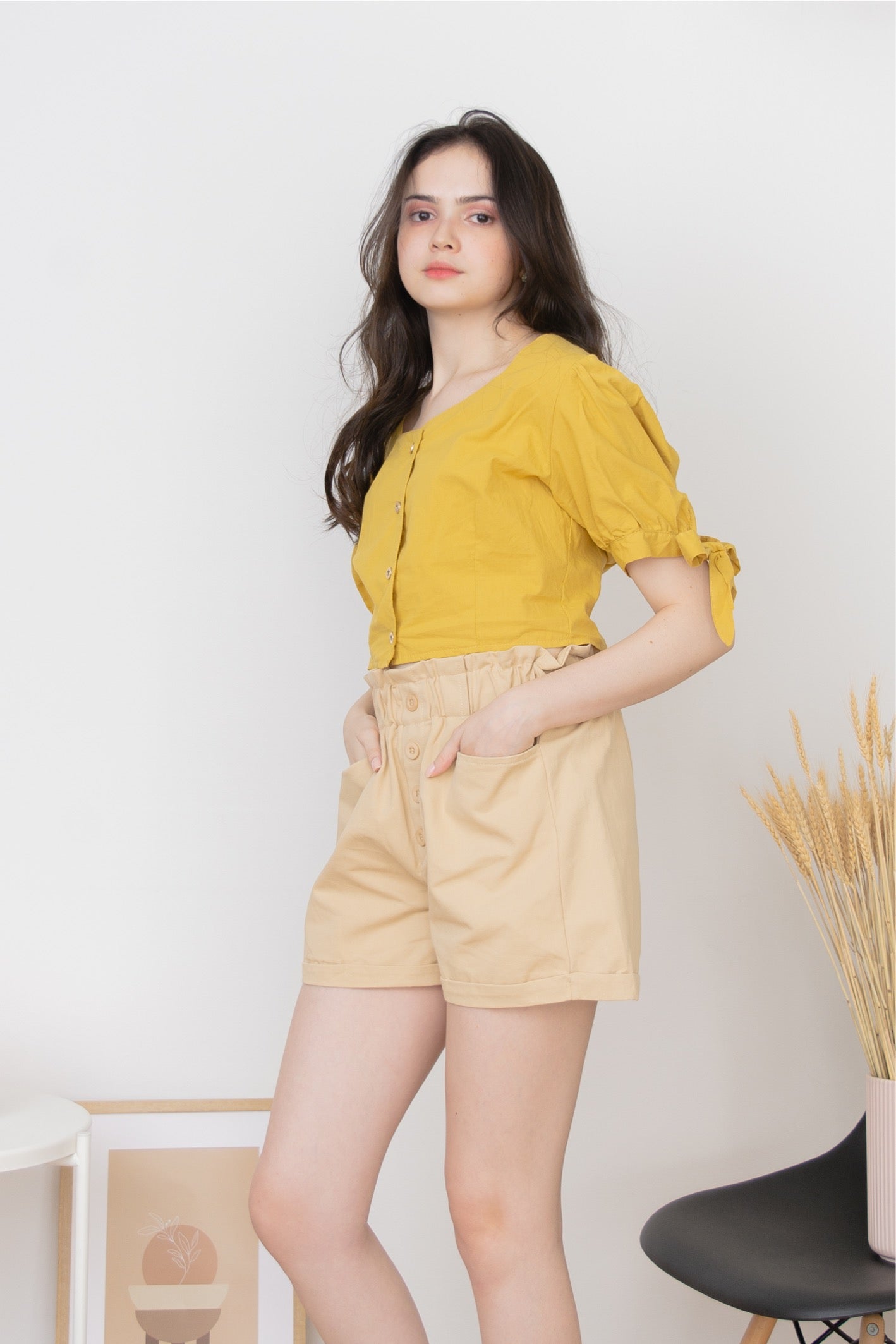 RUELLA SHORTS