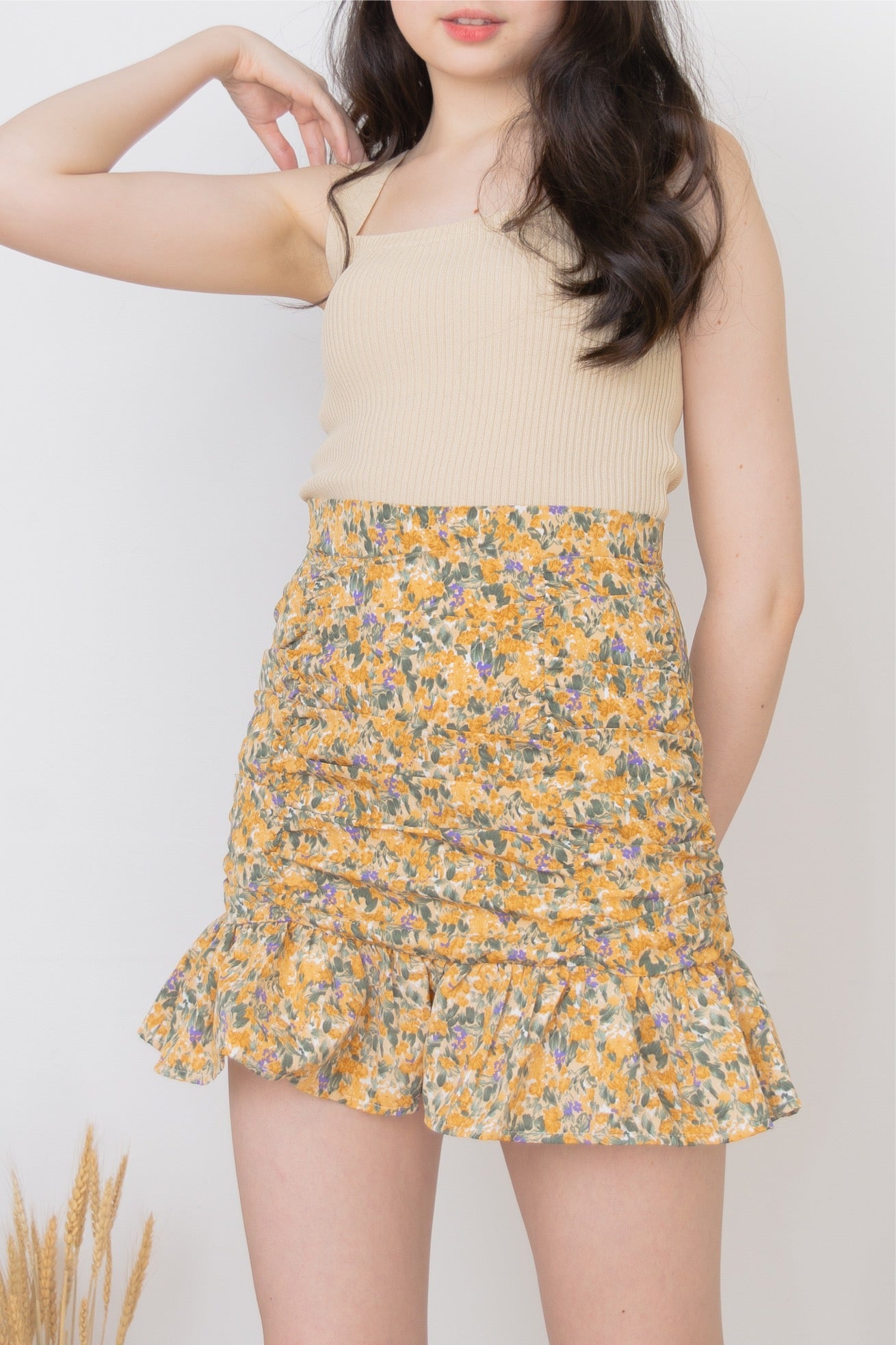 BETSY MINI SKIRT IN YELLOW