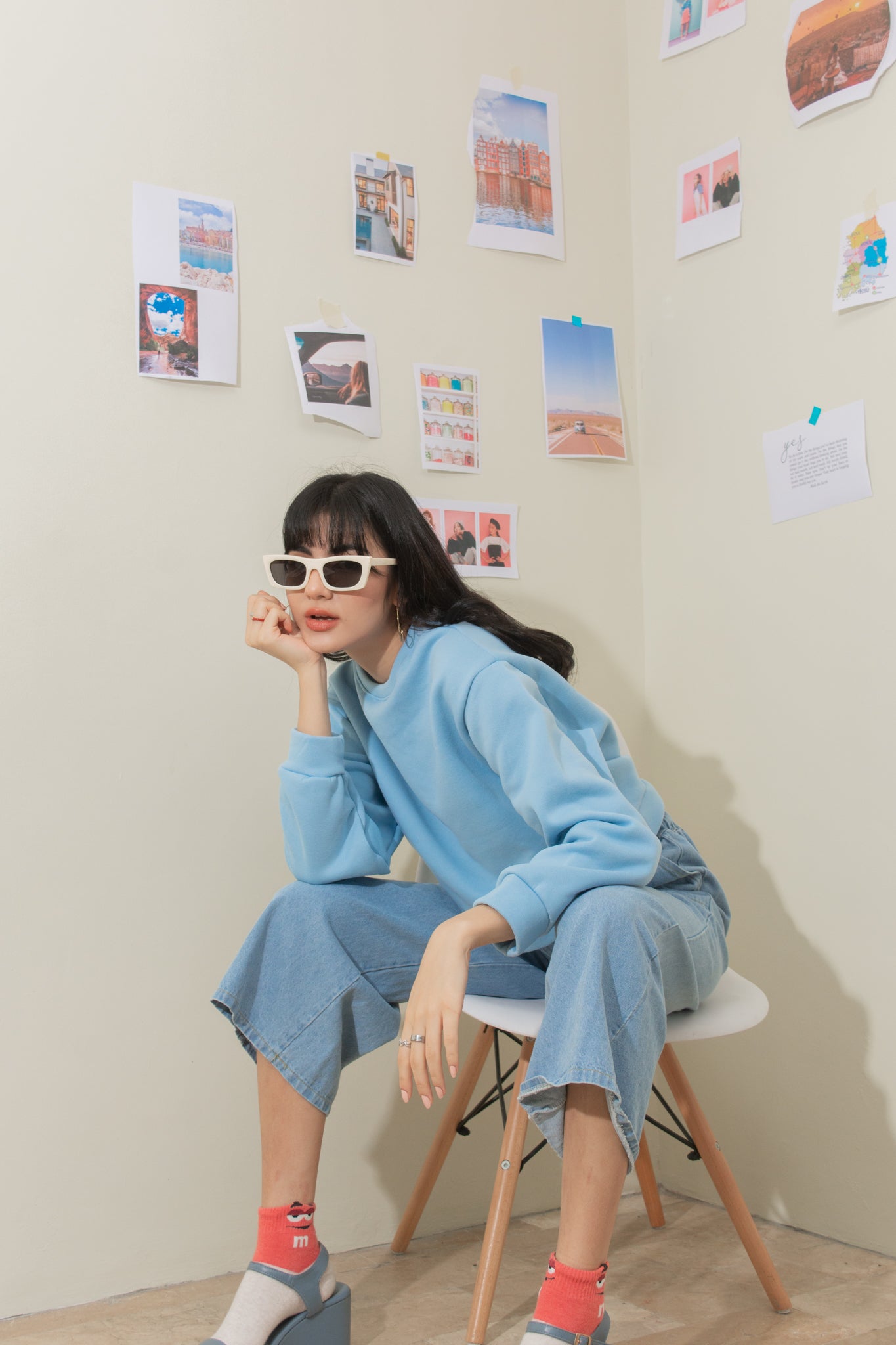 LARRY ALMOST CROPPED SWEATER