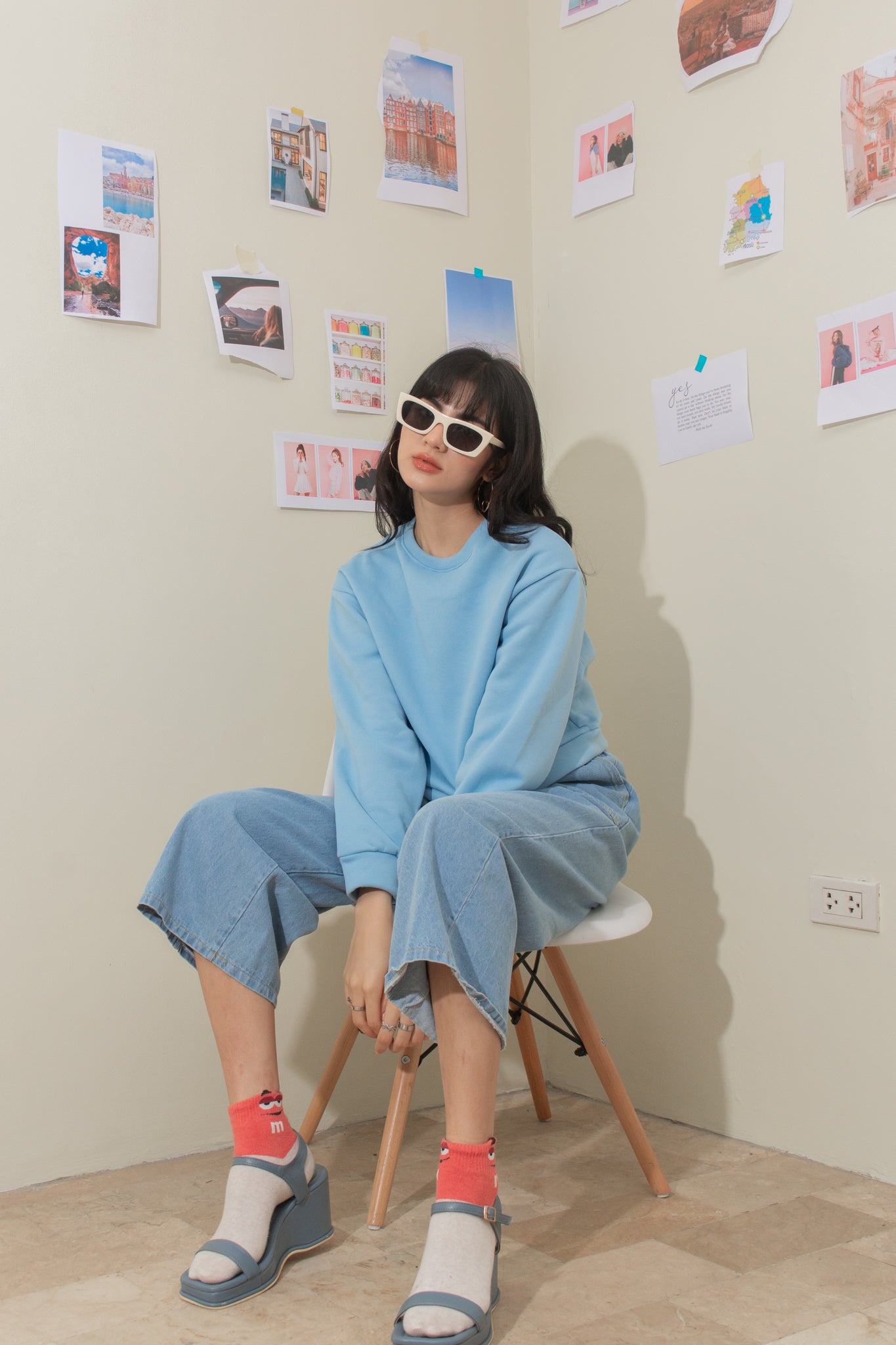 LARRY ALMOST CROPPED SWEATER
