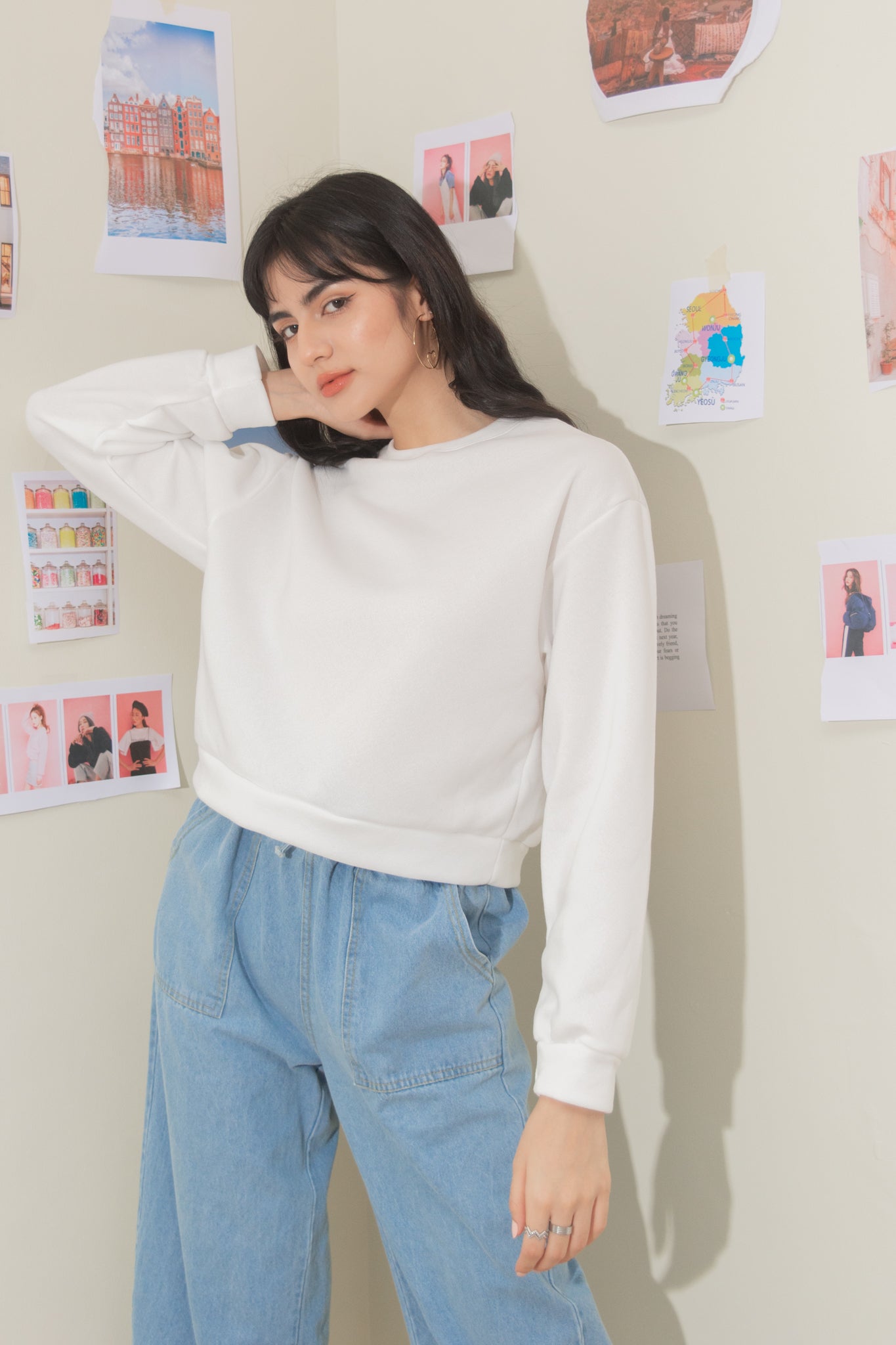 LARRY ALMOST CROPPED SWEATER