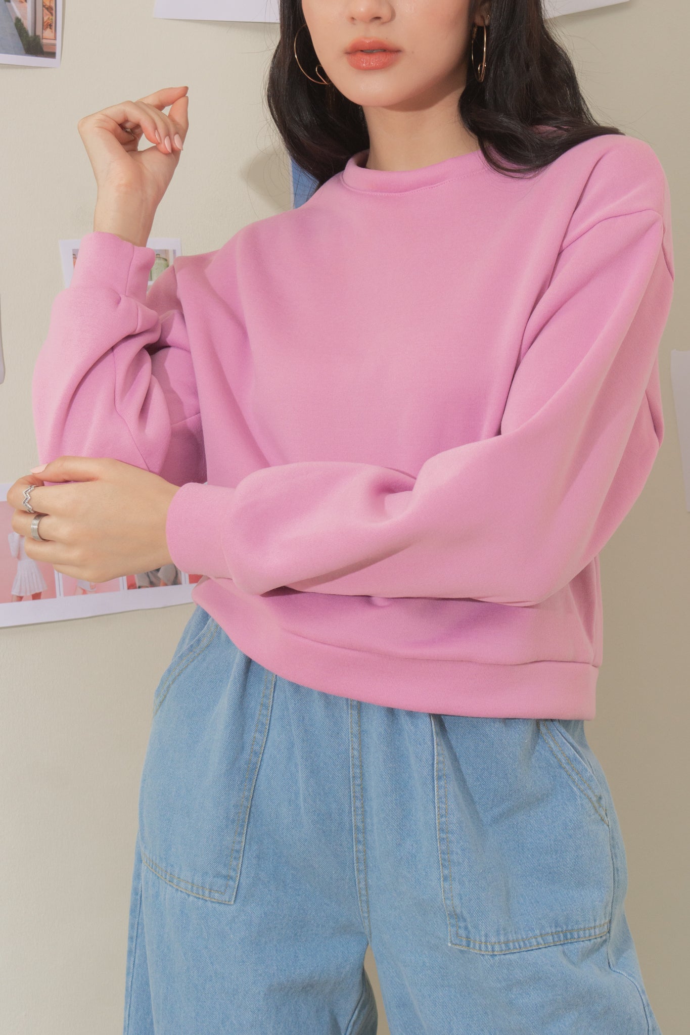 LARRY ALMOST CROPPED SWEATER
