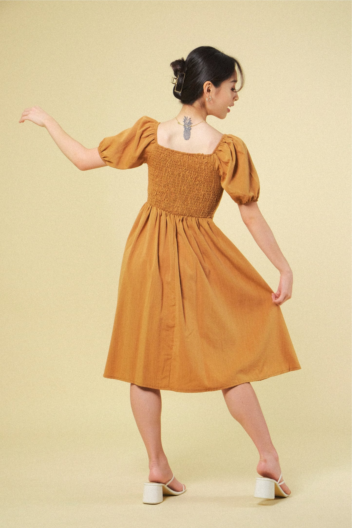 FRANCESCA DRESS IN TAWNY BROWN