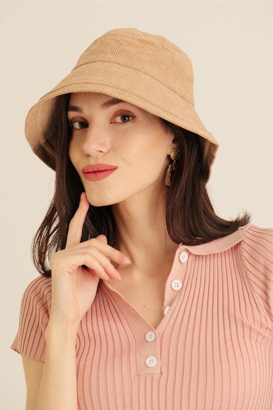 JANICE BUCKET HAT IN BEIGE