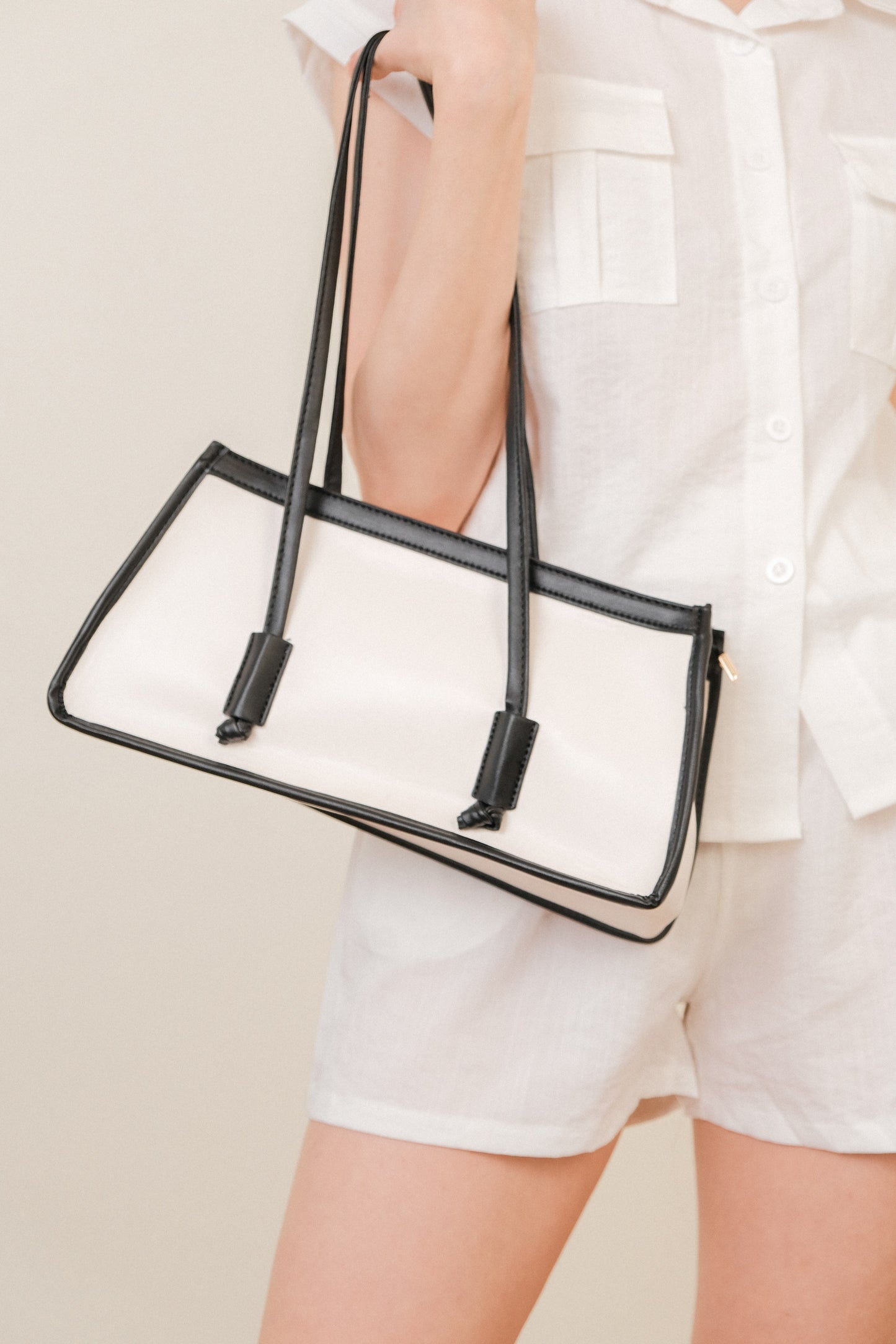 SUIT UP SHOULDER BAG
