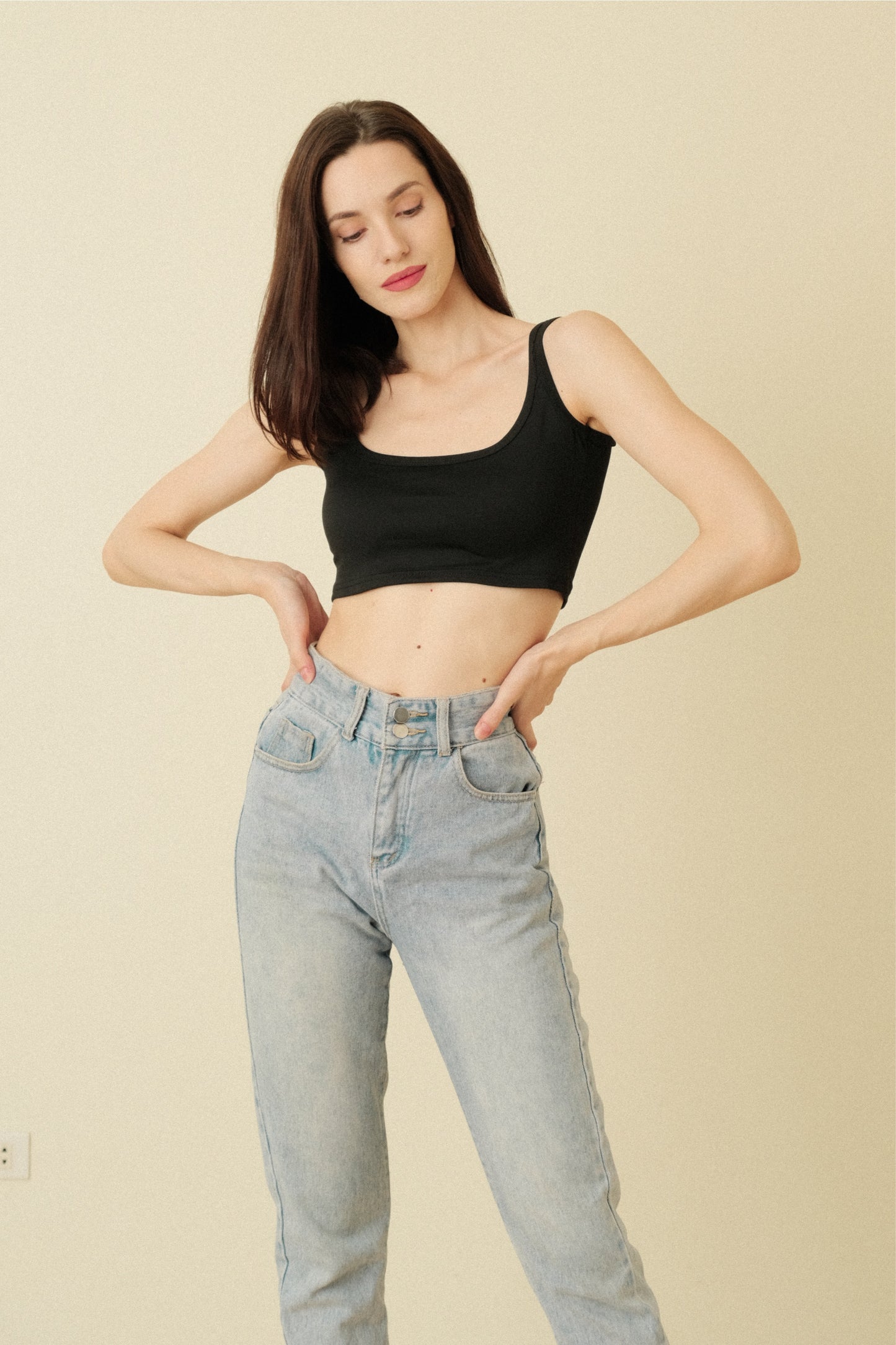 MERYLL TOP IN BLACK