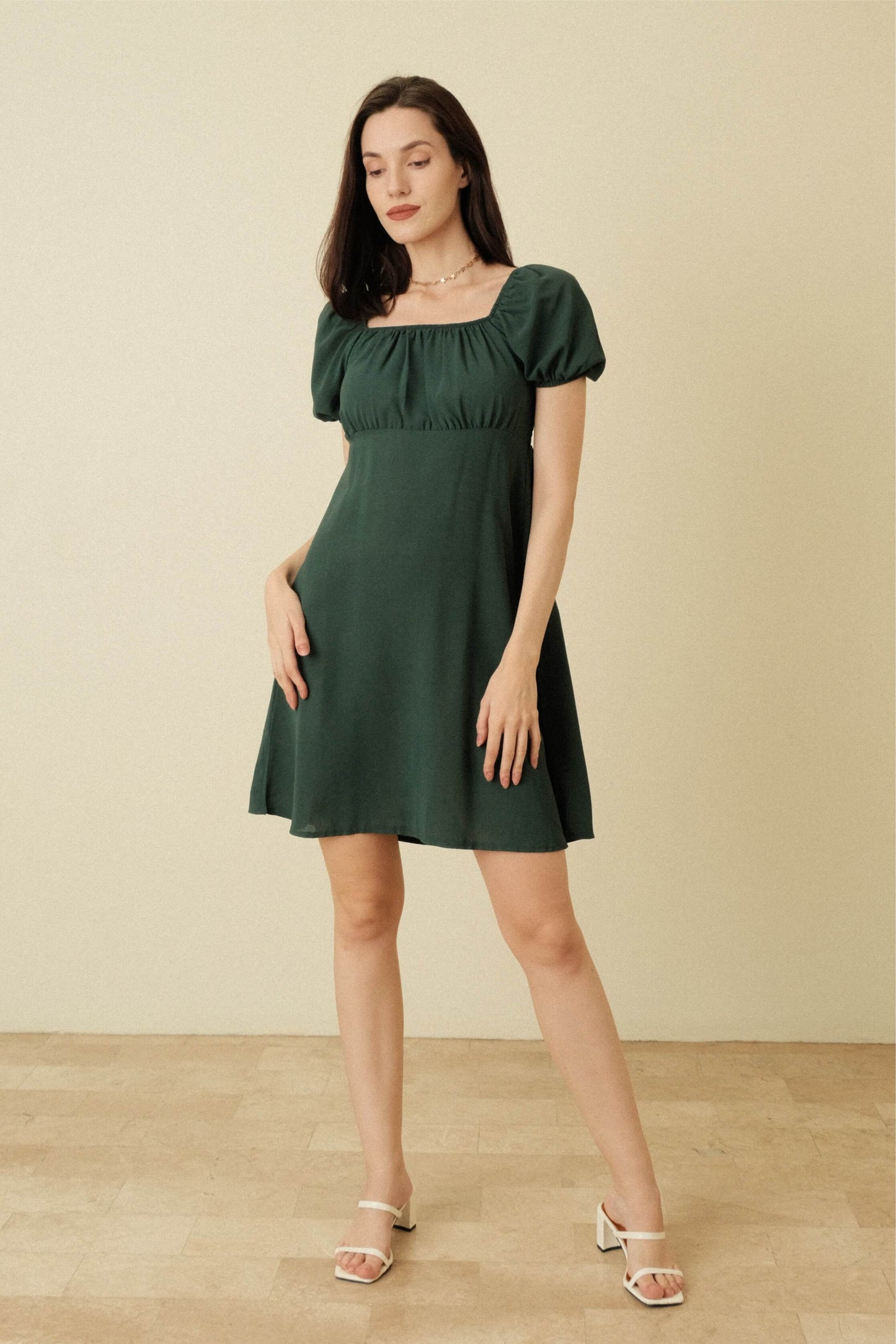 LISA DRESS IN MOSS GREEN