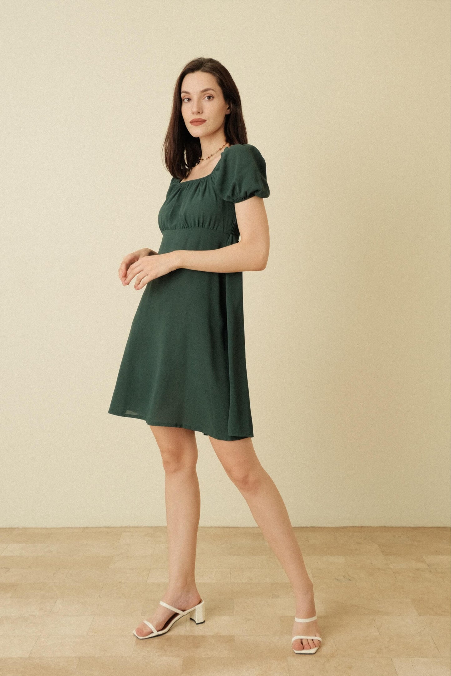 LISA DRESS IN MOSS GREEN