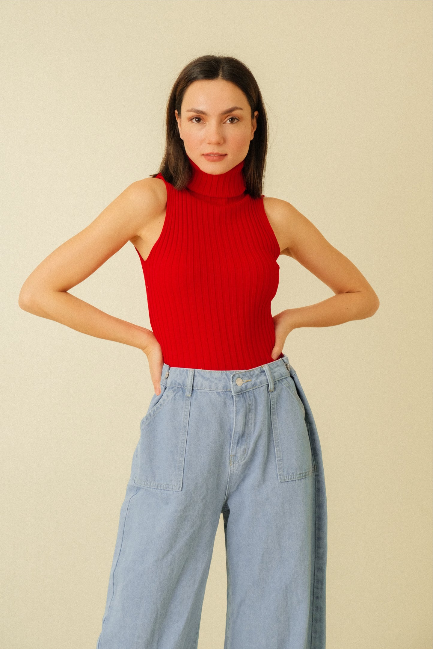 JENNICA TOP IN RED