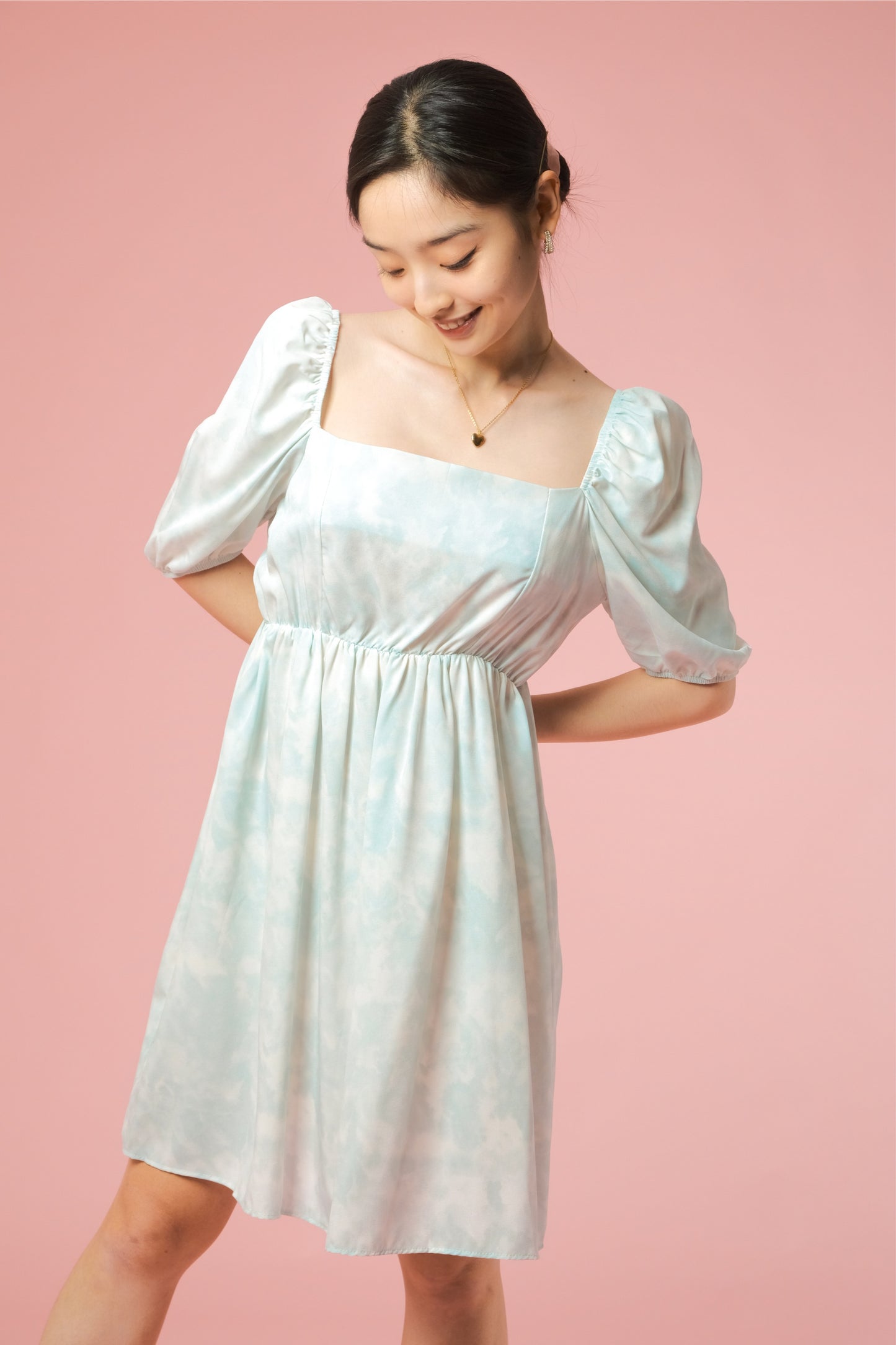 ARIANA DRESS IN MINT