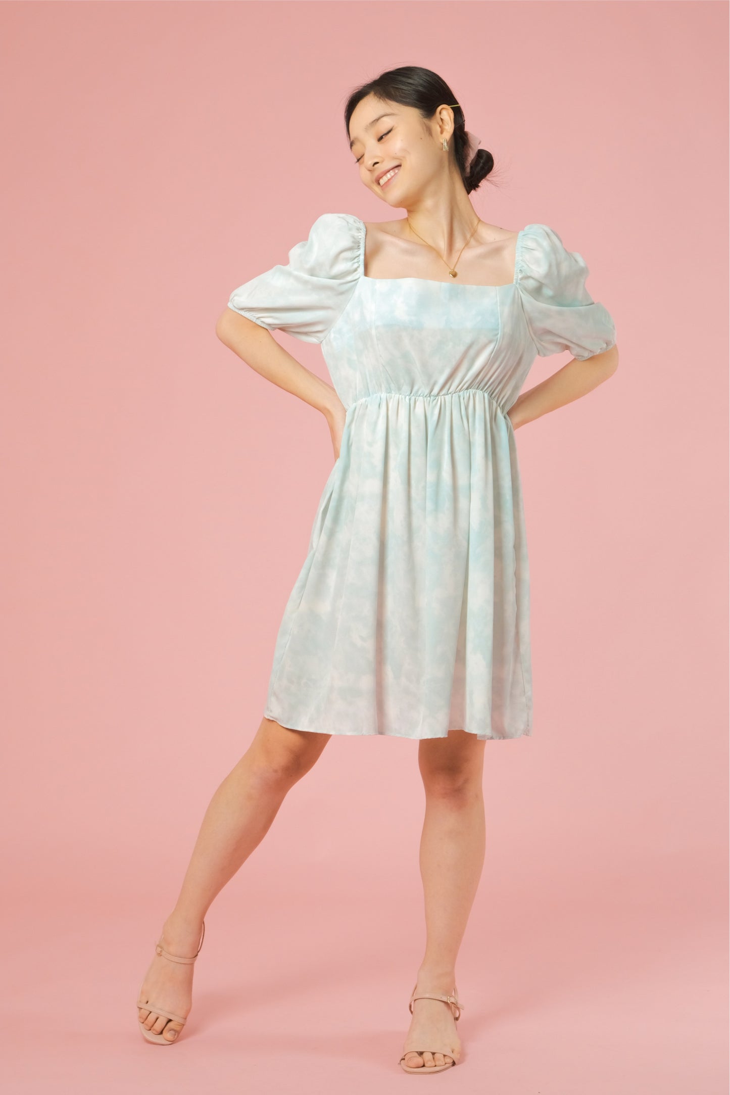 ARIANA DRESS IN MINT