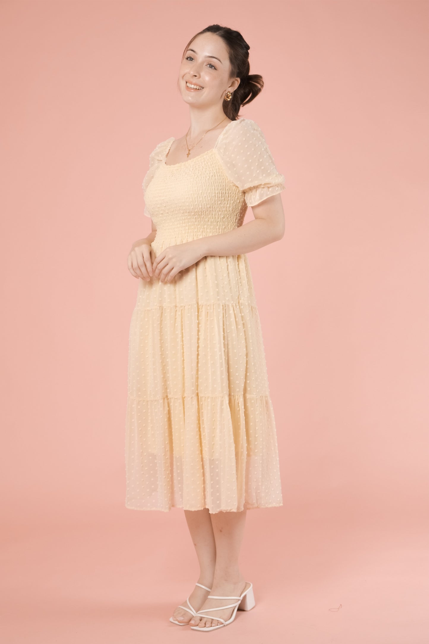 JACQUELINE DRESS IN LIGHT YELLOW