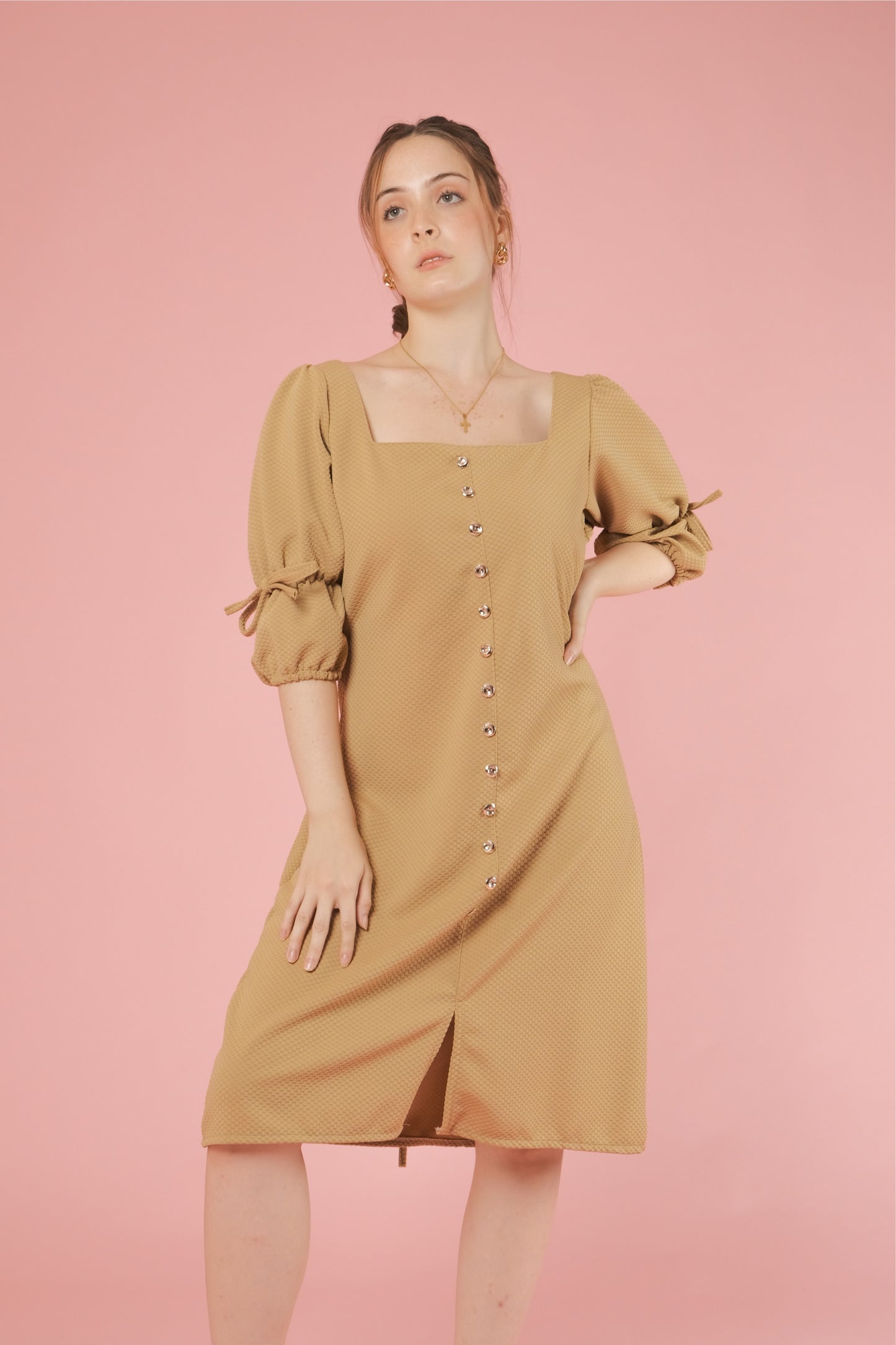 IVY DRESS IN WARM TAN