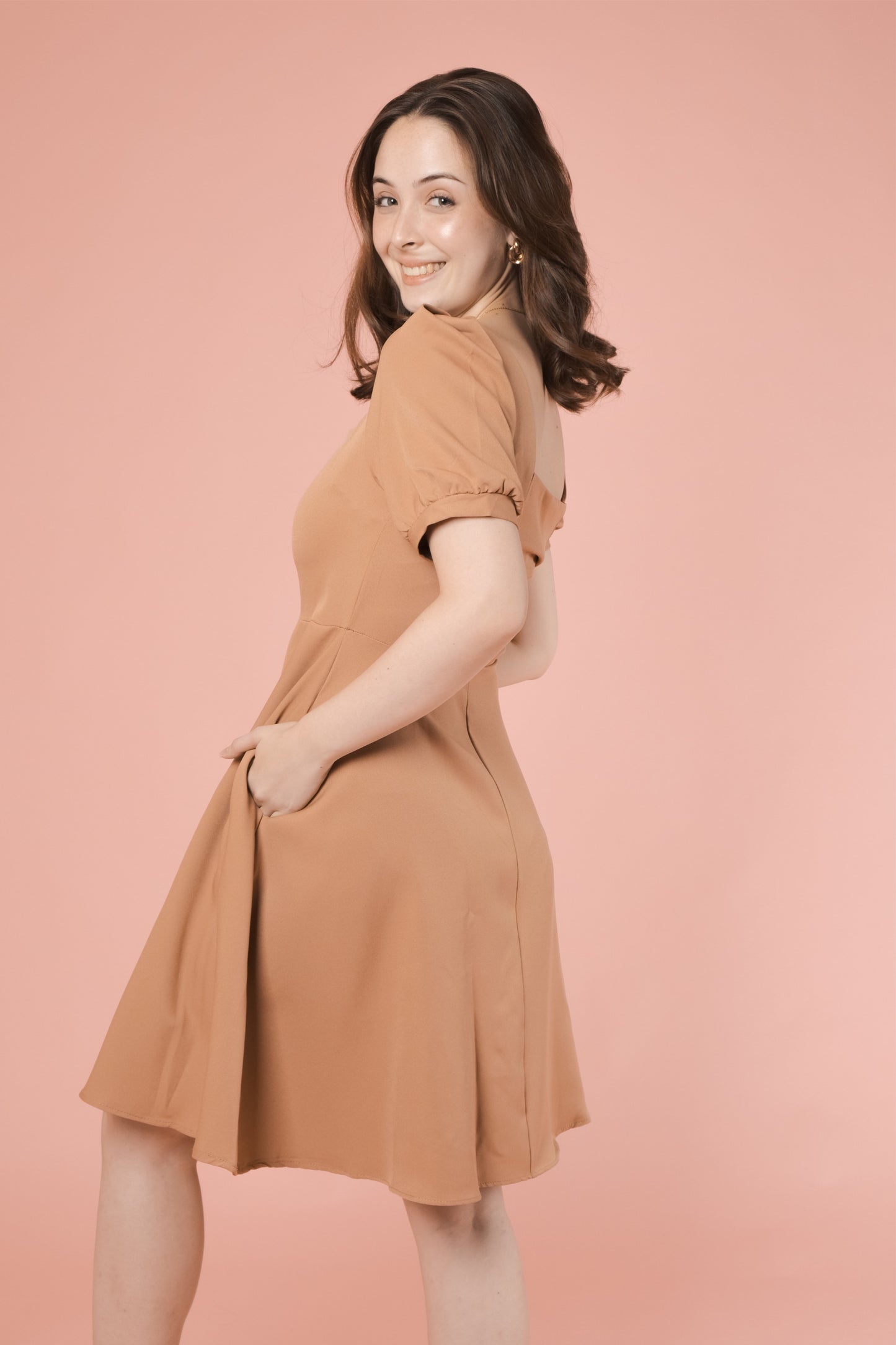 MINDY DRESS IN TAN