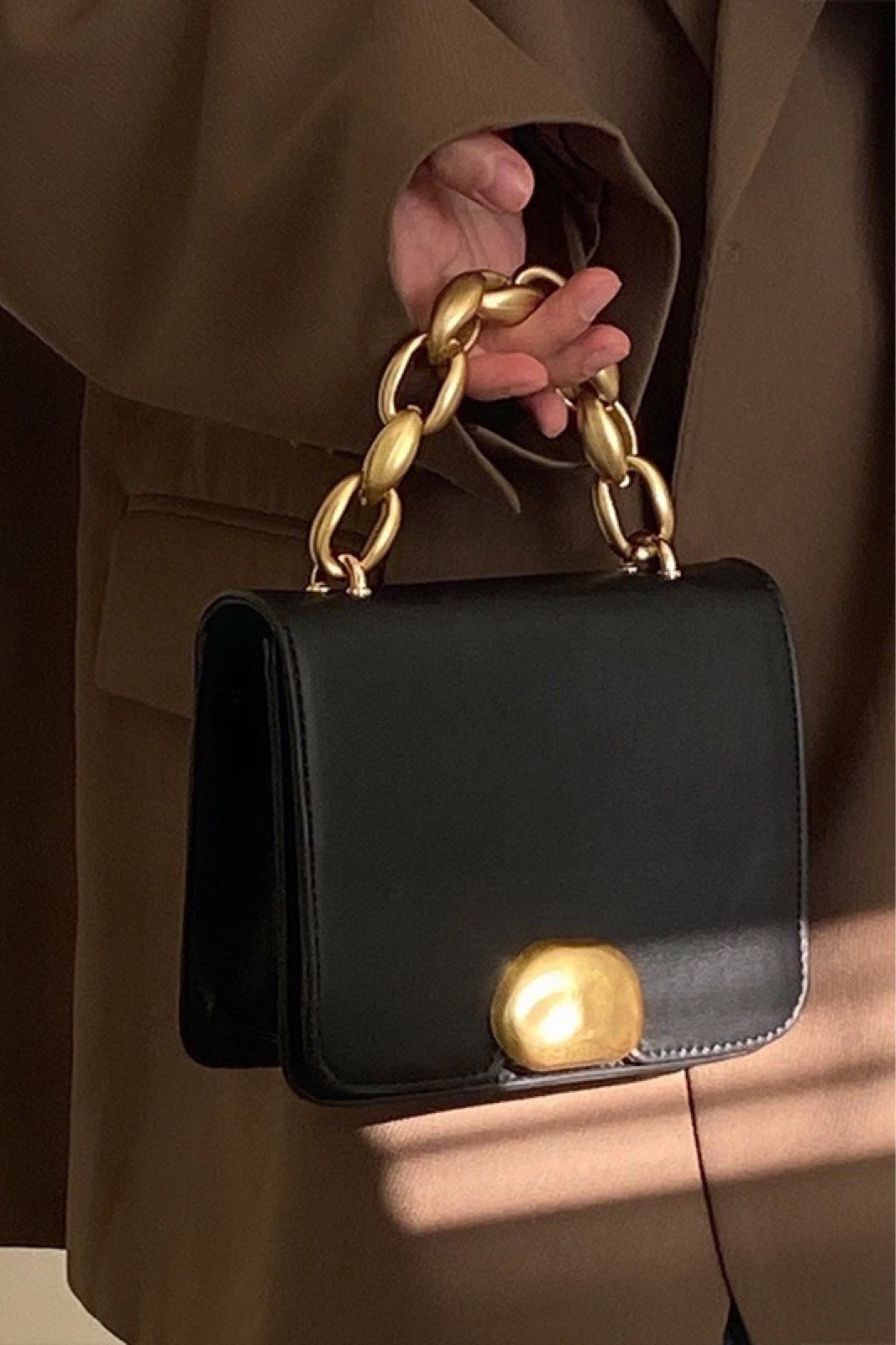 YOUR HIGHNESS SHOULDER BAG