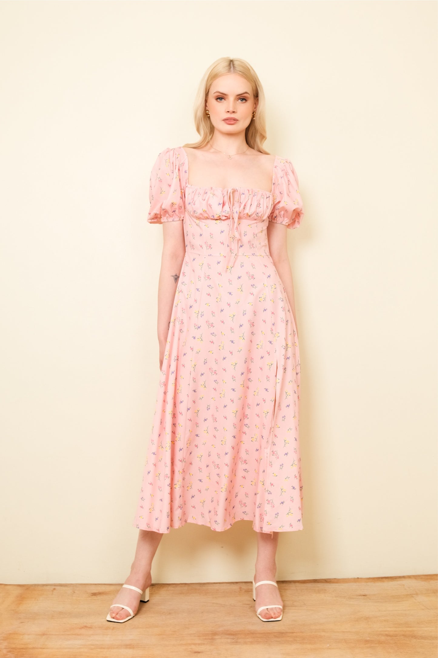 IKA DRESS IN BLUSH PINK