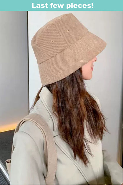 BLESSIE BUCKET HAT IN BEIGE