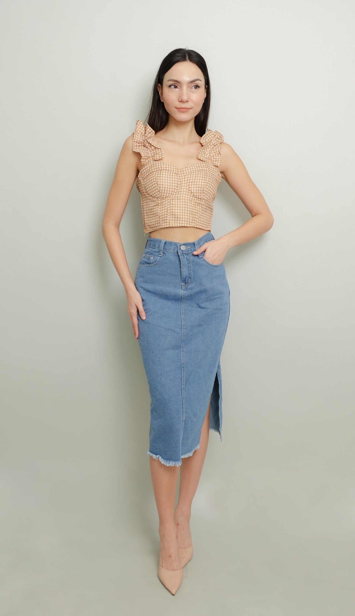 CZARL CROPPED TOP IN BROWN