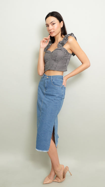 CZARL CROPPED TOP IN BLACK