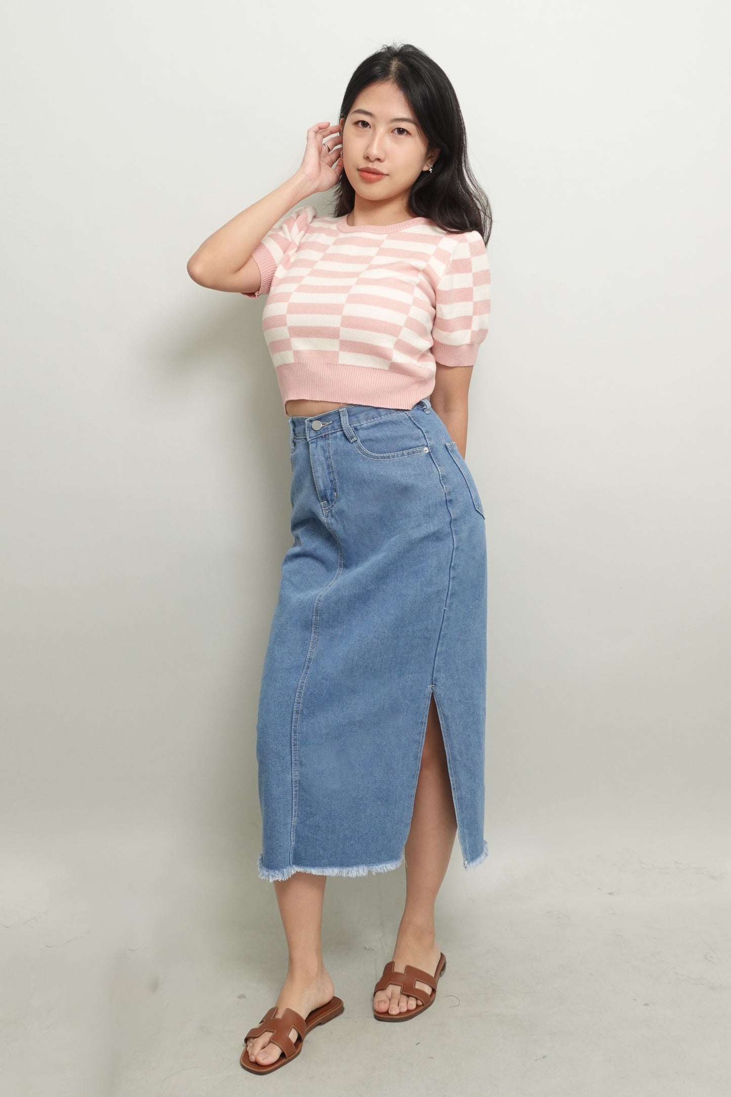 GECA CHECKERED KNITTED CROPPED TOP