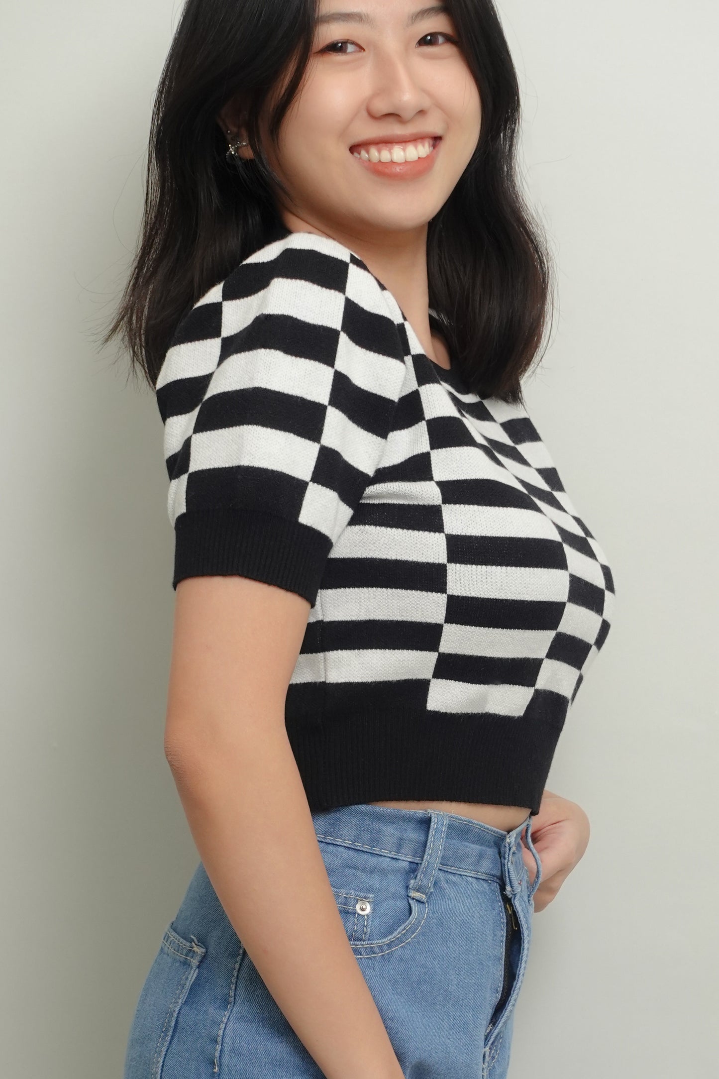 GECA CHECKERED KNITTED CROPPED TOP