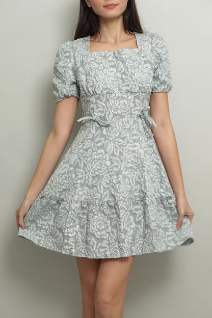 DAWN PUFF SLEEVES DRESS WITH RIBBON