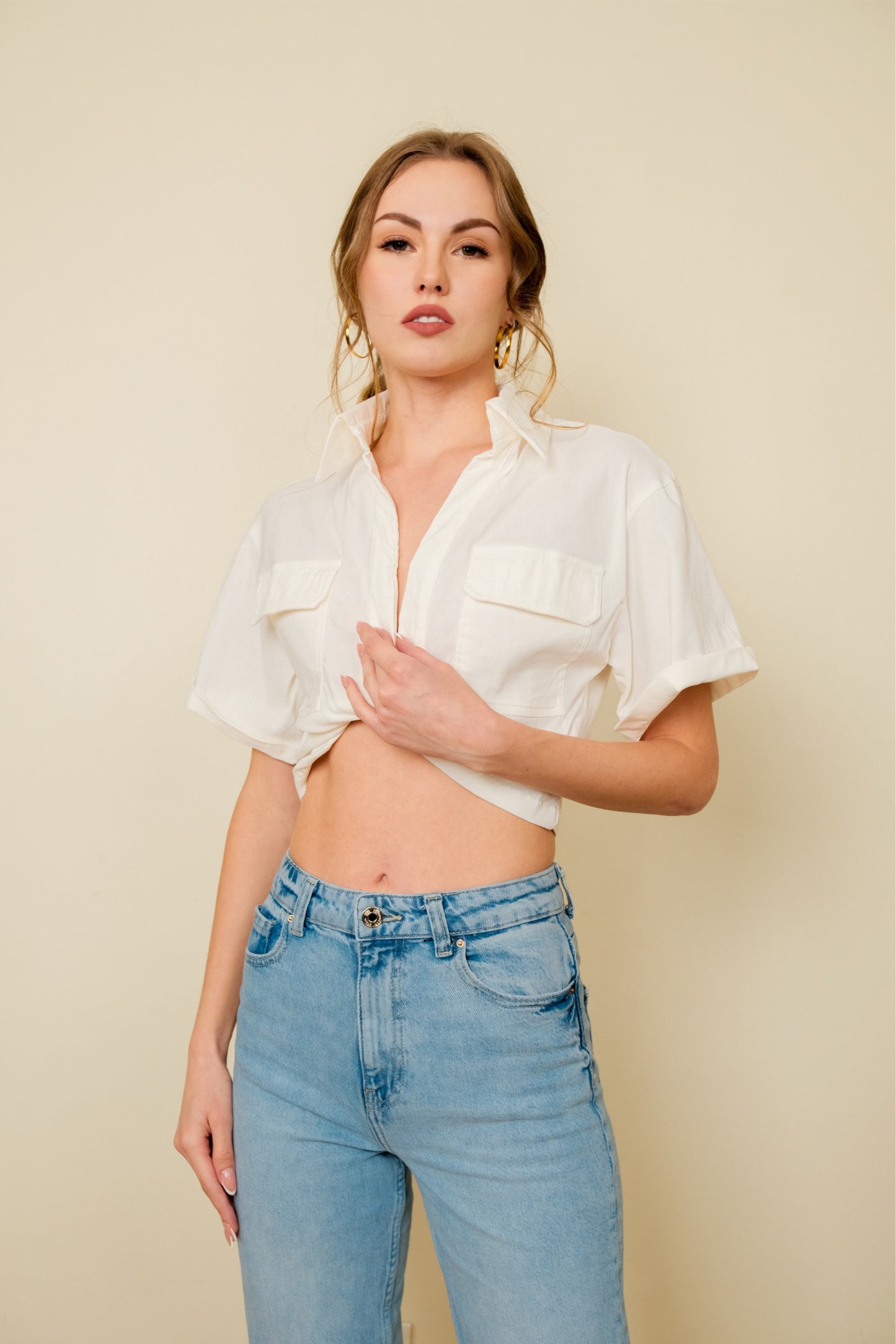 VELLY TOP IN WHITE