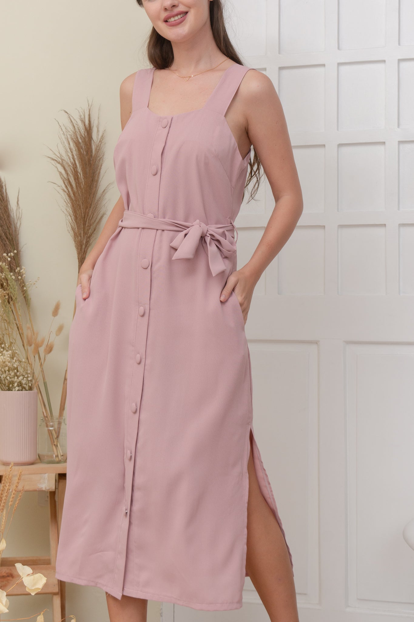 CORA DRESS IN PINK