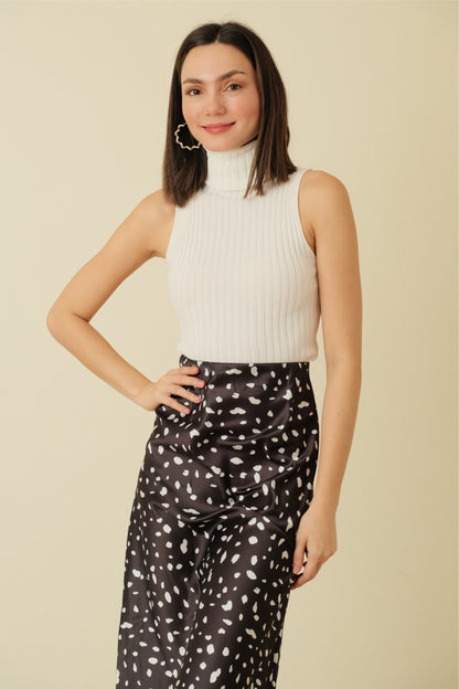 MONIQUE SKIRT IN BLACK