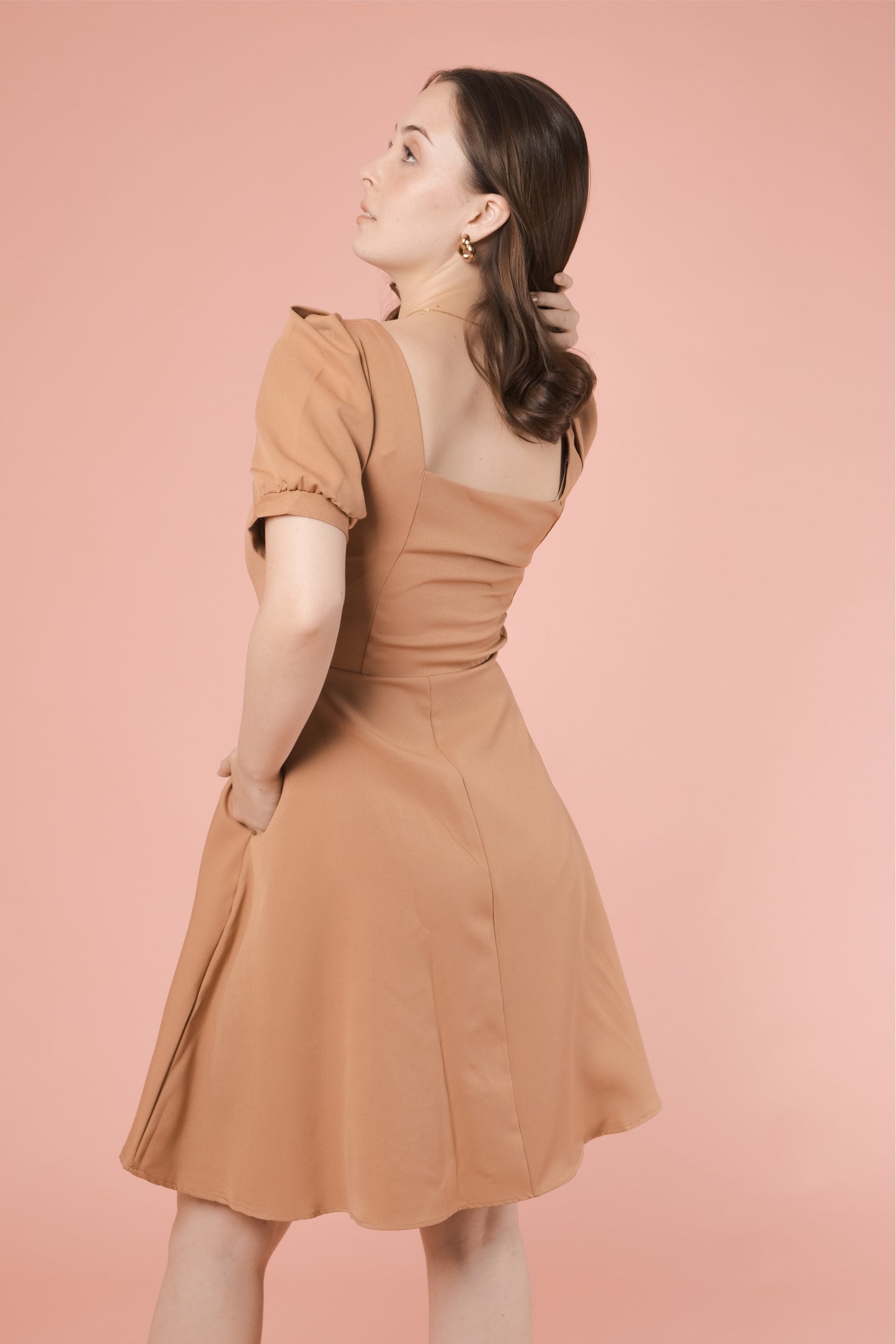 MINDY DRESS IN TAN